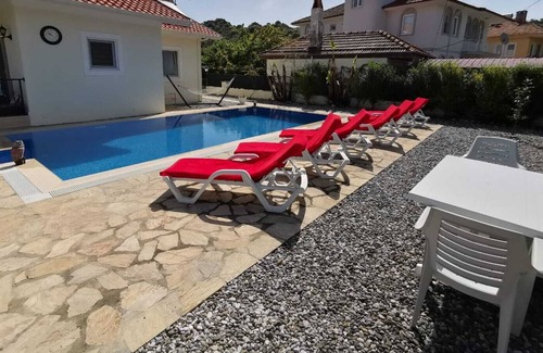 Dalyan City Center Villa | Villa moderna de 3 dormitorios piscina privada ideal para familias