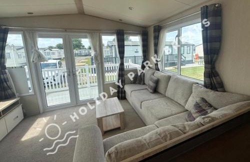 Selsey Casa | Modern 3 bed; West Sands @ Seal Bay Resort