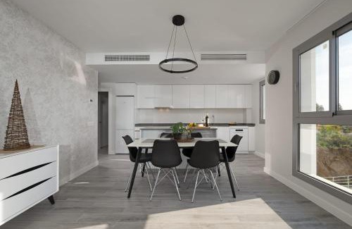 Mijas Apartamento | Modern 3-Bedroom Apartment in Vitta Nature Mijas