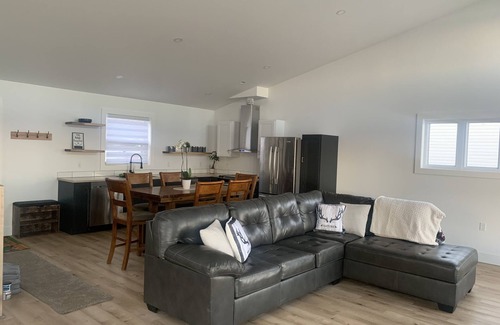 Cape Breton Regional Municipality Casa | Modern 3 Bedroom Cottage on Mira River