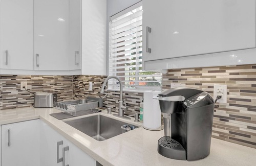 Edenvale Casa | Modern 3-Bedroom Home with Pool & Playroom