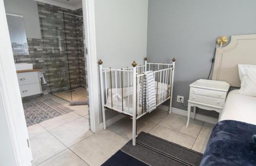 Lorraine Casa | Modern 3 Bedroom In The Heart Of Pe