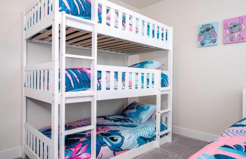 Four Corners Casa | Modern 3Bd Screened Pool at Serenity Resort 17322