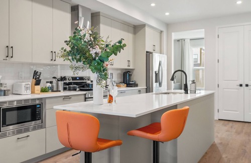 Keith Casa | Modern 3BedRoom/4Bedrooms with Arcade Room-Close to to Banff/Winsport-Sleep6