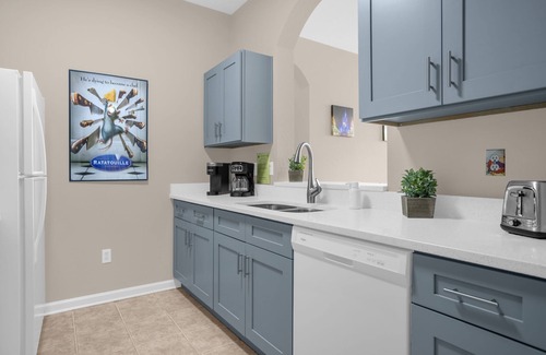 Windsor Palms Apartamento | Modern 3BR Condo Home - Disney Adjacent
