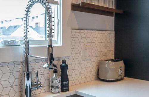 Germantown Casa | Rooftop Patio Retreat in Germantown