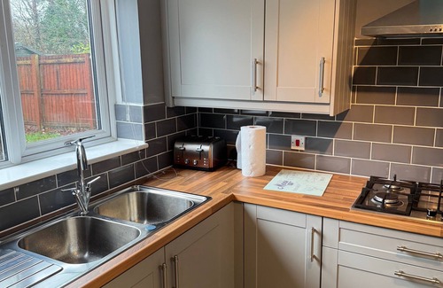 Ely Casa | Modern 4 Bedroom Detached House in Cardiff