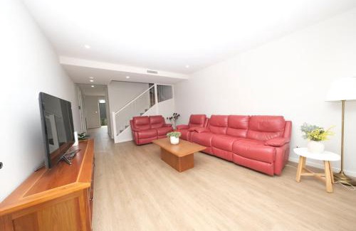 Box Hill Casa | Modern 4 Bedroom House in Box Hill