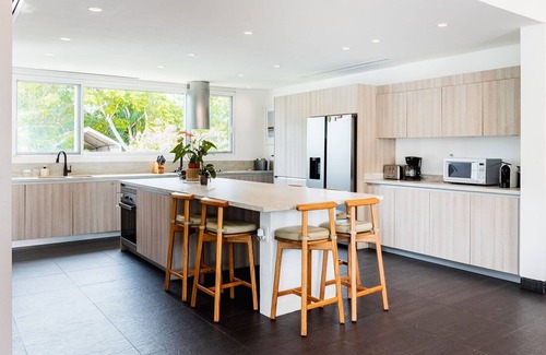 Playa Mujeres Villa | Modern 4-Bedroom Villa w/Gym & Walking Distance to Beach –Perfect Cancún Getaway