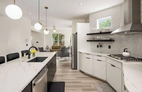 Livingston Park Casa | Modern 4Bd Home | Outdoor Living, Near Downtown and Children's Hospital