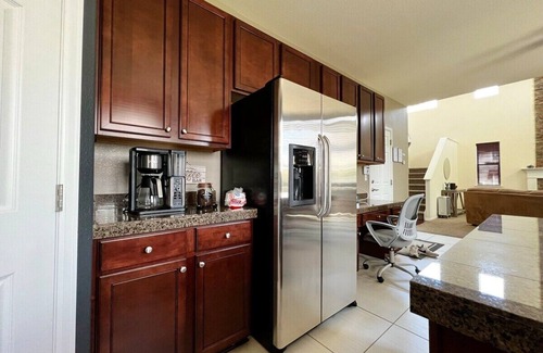 Commerce City Casa | Modern 4BR Retreat | Hot Tub | Games | DEN Airport