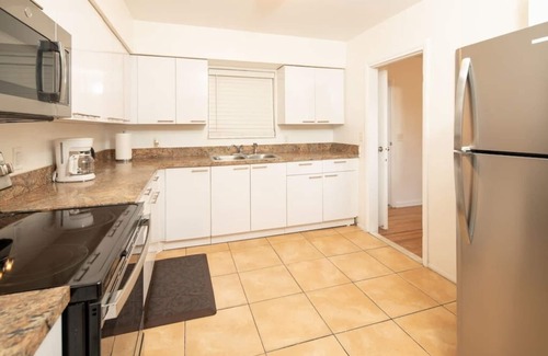 Miami Shores Casa | Modern 5 Bedroom Miami Home, 15 Min. to the Beach!