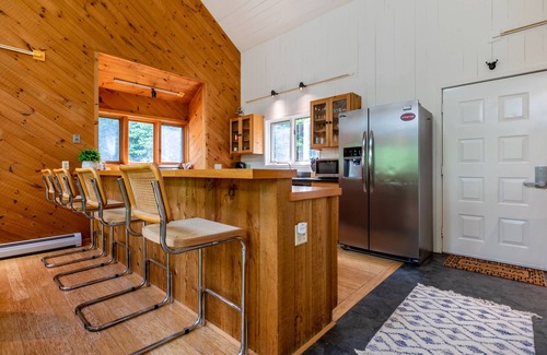 Stratton Mountain Casa | Modern 5BR VT home minutes to Stratton w/ Sauna