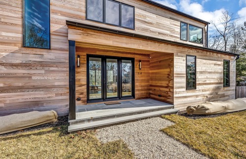 Village of East Hampton Casa | MODERN 6 BEDROOM HAMPTONS OASIS