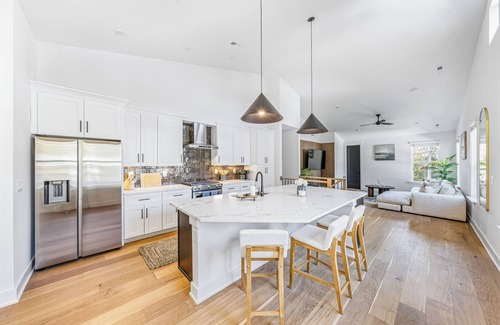 Charlotte Casa | Modern 8BR Uptown & Camp North End Home, 2 Sports-Themed Game Rooms - Sleeps 20+