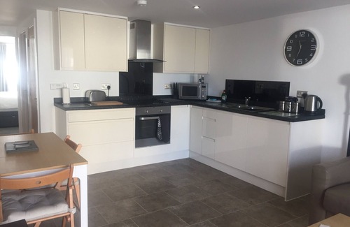 Emersons Green Cabaña | Casa moderna y espaciosa cerca de Bristol y Bath con golf cerca