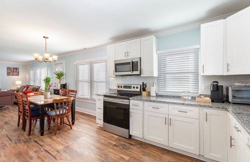 Hillsborough Casa | Modern And Cozy House In The Heart Of Hillsborough