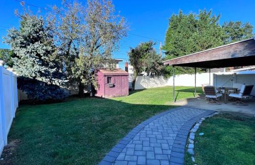 Salisbury Villa | Modern and spacious villa close to NYC/Brooklyn/Queens/Garden City