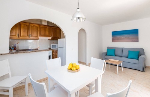 Sant Jaume Mediterrani Apartamento | Moderno apartamento en complejo con piscina - Girasols Gardens Sup