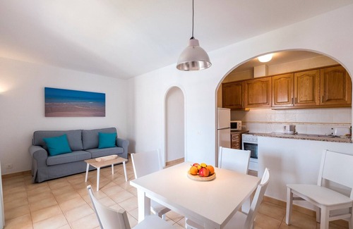 Sant Jaume Mediterrani Apartamento | Moderno apartamento en complejo con piscina - Girasols Gardens Sup