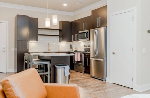 Beachwood Apartamento | Modern Apartment in Prime Location (ID2685X5)