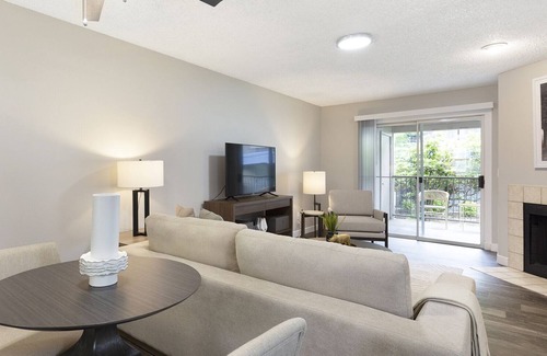 Tanasbourne Apartamento | Modern Apartment in Prime Location (ID9191X01)