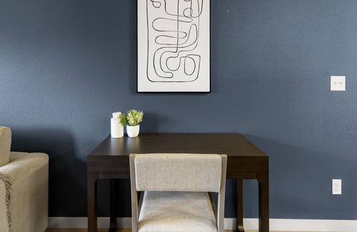 Vancouver Apartamento | Modern Apartment in Prime Location (ID1779X58)