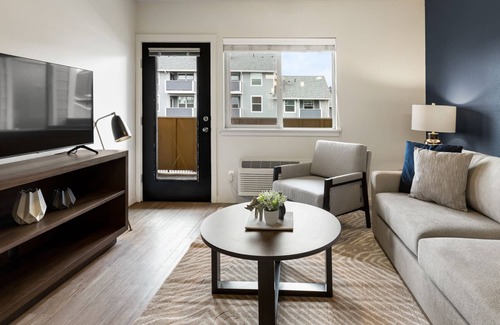 Vancouver Apartamento | Modern Apartment in Prime Location (ID1779X58)