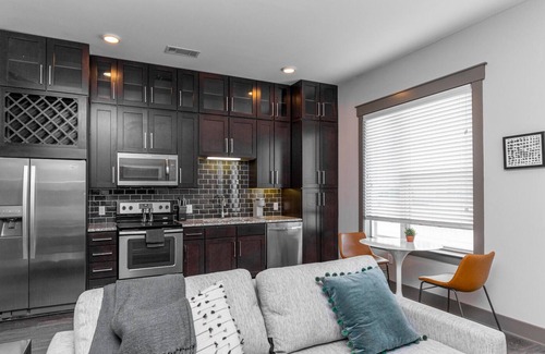 Vickery Meadow Apartamento | Modern Apartment in Prime Location (ID2255)