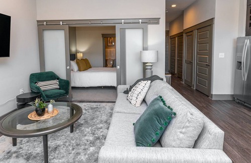 Vickery Meadow Apartamento | Modern Apartment in Prime Location (ID2255)