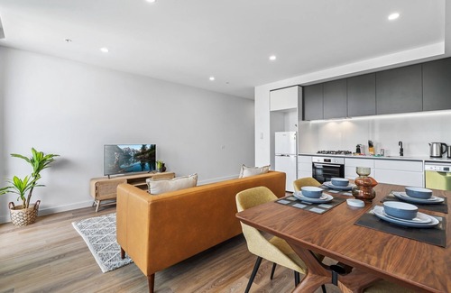 Heidelberg Apartamento | Modern Apartment on Burgundy Precinct & Parklands