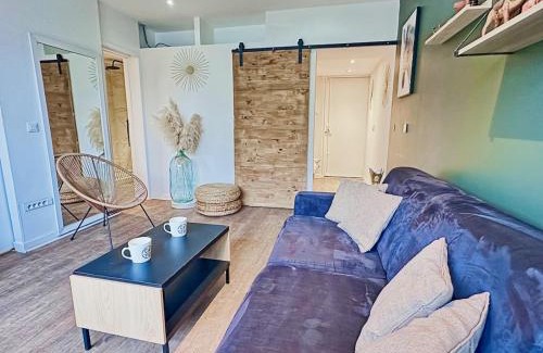 Perralliere Apartamento | Modern Apartment & Parking