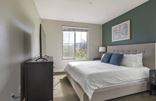 Mission Viejo Apartamento | Modern Apartment in Prime Location (ID4415X85)