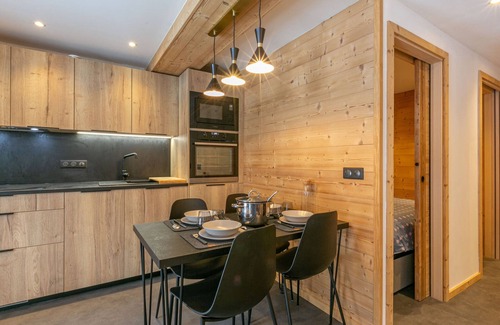 Val-d'Isere Apartamento | Apartamento renovado en 2022 con wifi, perfecto para familias, a 10 min de servicios en Val-d'Isère