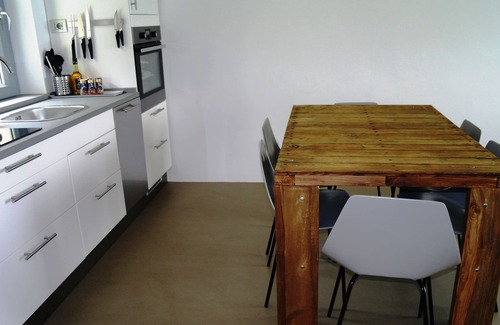 Castino Apartamento | Apartamento moderno con vista soñada.