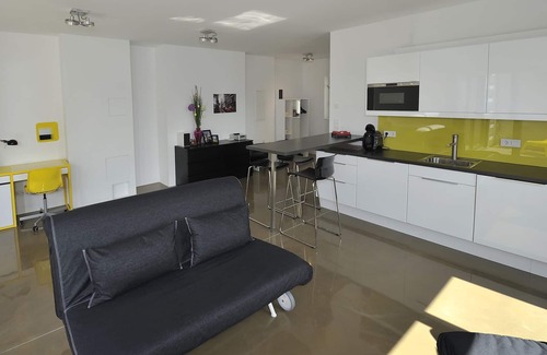 Rudolfsheim-Funfhaus Apartamento | Ático moderno y diseñado por arquitectos con 2 terrazas exteriores