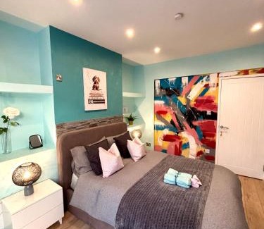 Liverpool Casa | Modern Art House - serviced accomodation