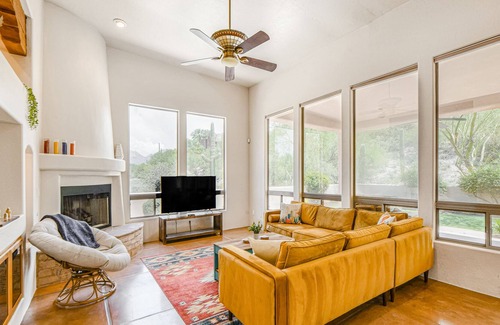 Catalina Foothills Estates Casa | Modern & attractive desert home with WiFi, private pool, W/D & AC - 1 dog OK