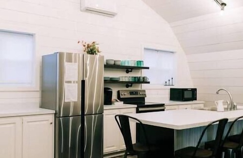 Millersburg Apartamento | Modern Barn Stay near Berlin-in Amish Country