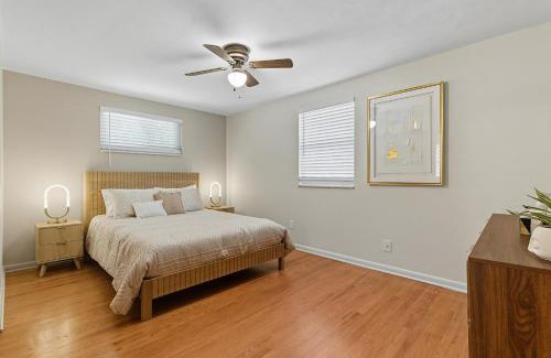 Bellevue Apartamento | Modern Bellevue Retreat Near Stadiums & Downtown