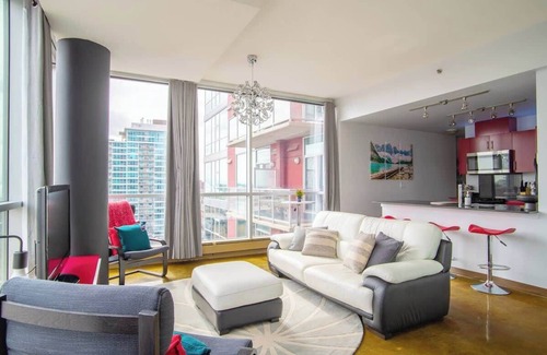 Beltline Apartamento | Modern Beltline Escape Sky-High Views DT Views