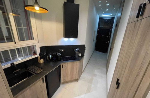 Embajadores Apartamento | Apartamento moderno en edificio histórico