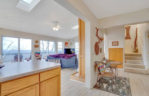 Trenton Casa | Modern cabin with mountain views, fireplace, inviting deck, washer/dryer & AC