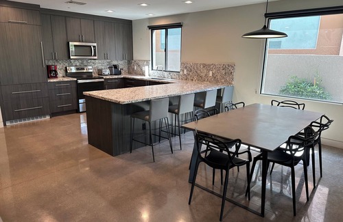 Cave Creek Casa | Modern Cave Creek Home 2 Min Walk to Town Center with Garage!