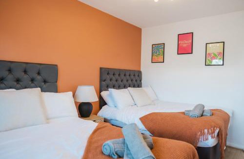 Manchester City Centre Apartamento | Modern City-Centre Group Stay, Sleeps 12, Free Parking, by Manchester Piccadilly