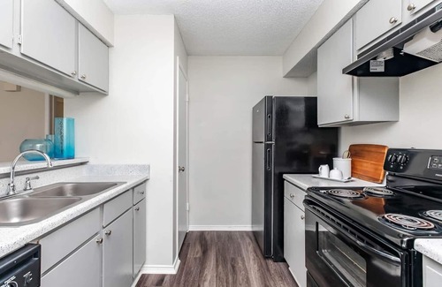 Medical Center District Apartamento | Modern Comfort: 1 BR/ Medical Center/Resort Style