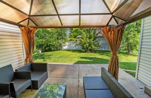 Afton Casa | Modern Comfort Loves Park - Stylish 3BR Getaway