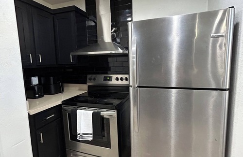 Brownsville Casa | Modern Comfort / Remodeled 3-Bed, 2-Bath Retreat