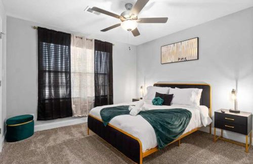 Clarksville Casa | Modern Comforts in Clarksville