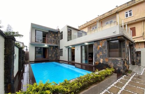 Trou aux Biches Villa | Modern Cosy Villa